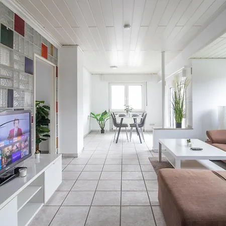 Ferienwohnung/messewohnung * קלן